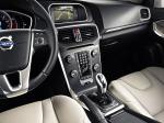 Volvo V40 2012 года